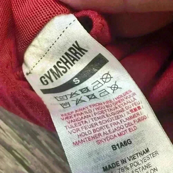 Gymshark Red Sports Bra Women’s Size Small - Picture 4 of 4